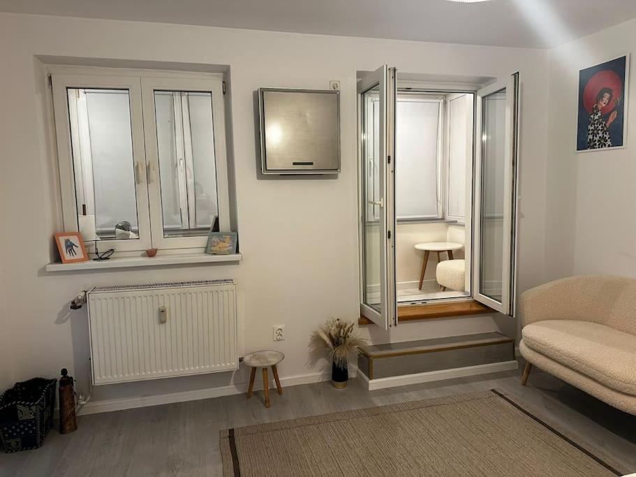Studio Cozy Piata Victoriei Lejlighed Bukarest Eksteriør billede